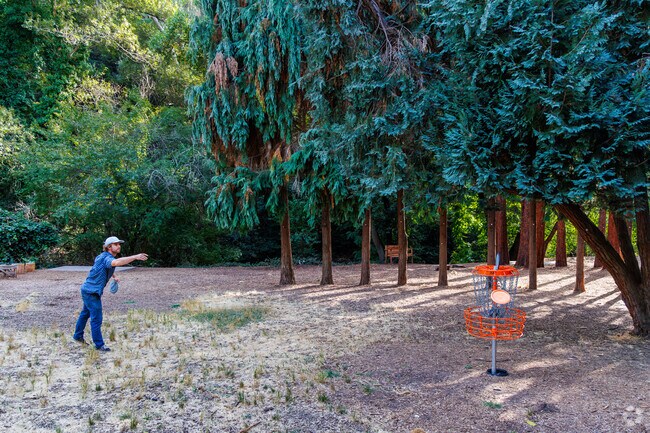 Chabot Park is a popular destination for disc golf enthusiasts in San Leandro.
