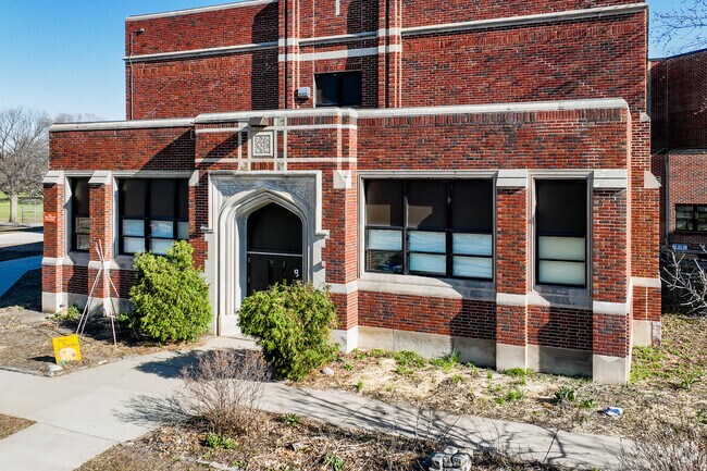 Loring Elementary School enrolls nearly 400 students in preschool and K-5.