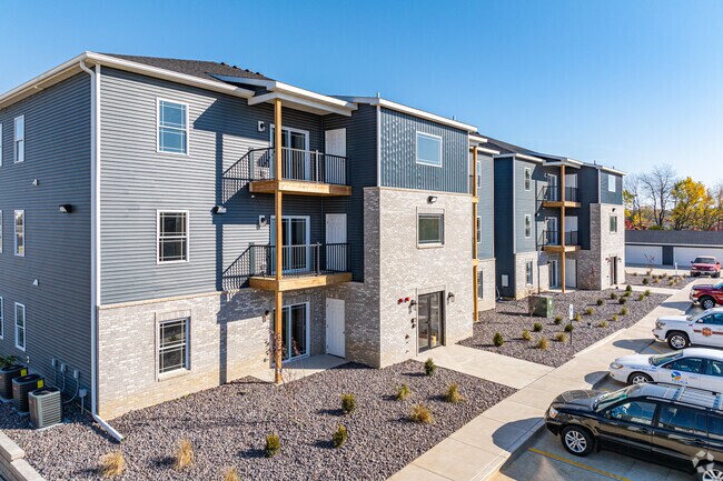 Summer Shade BRAND NEW!, Peoria, IL 61615 - photo 6