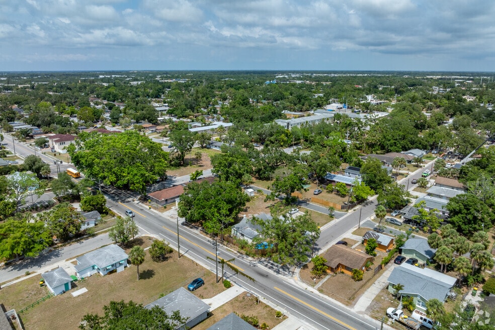 AmaryllisPark_565118_BG_060525_V1
