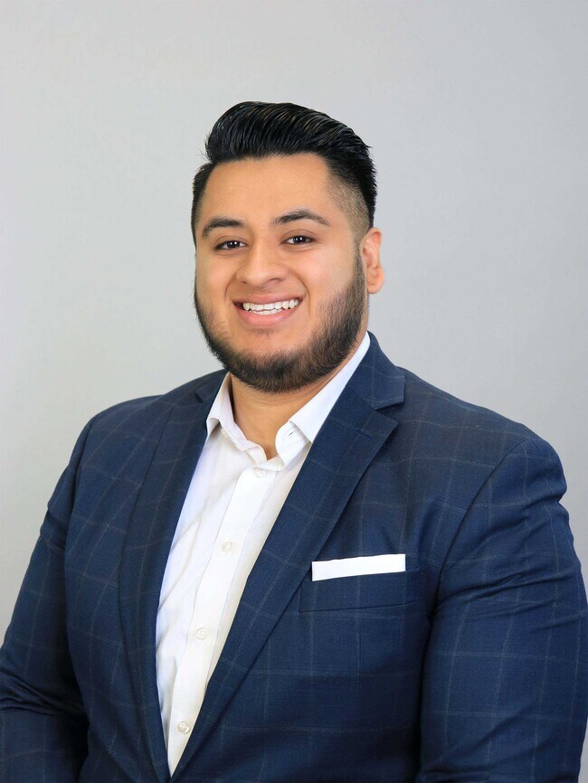 Agent Photo