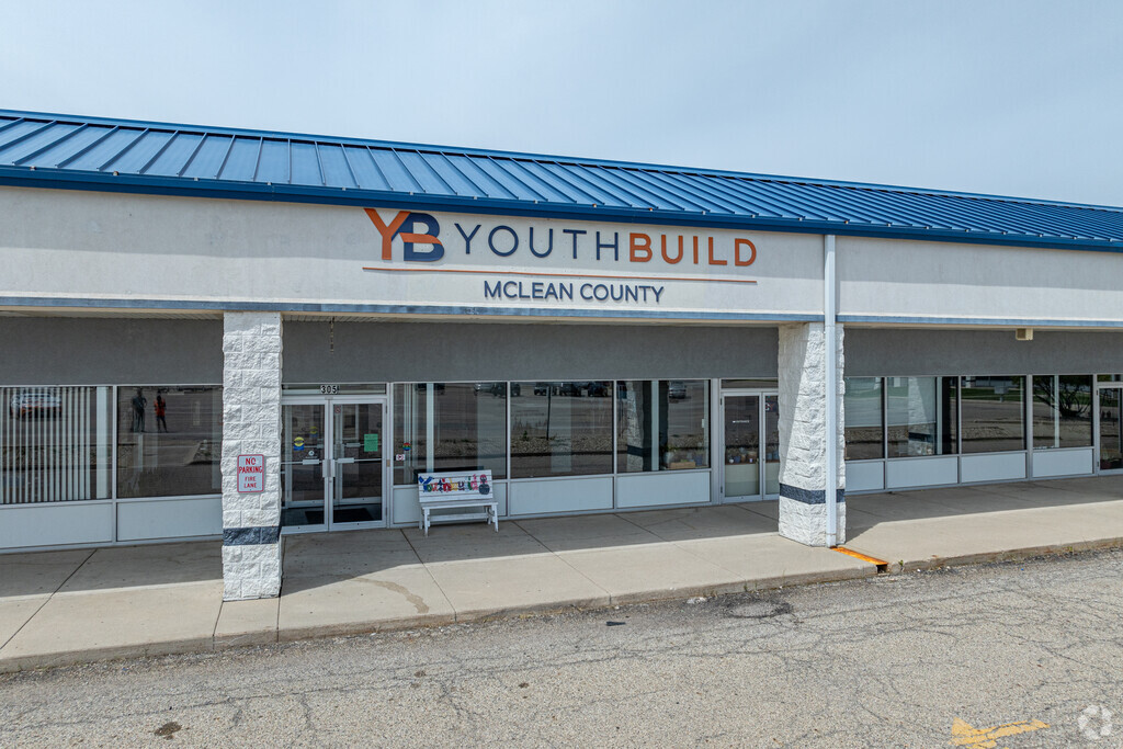Students are the highest priority at Youthbuild Academy.