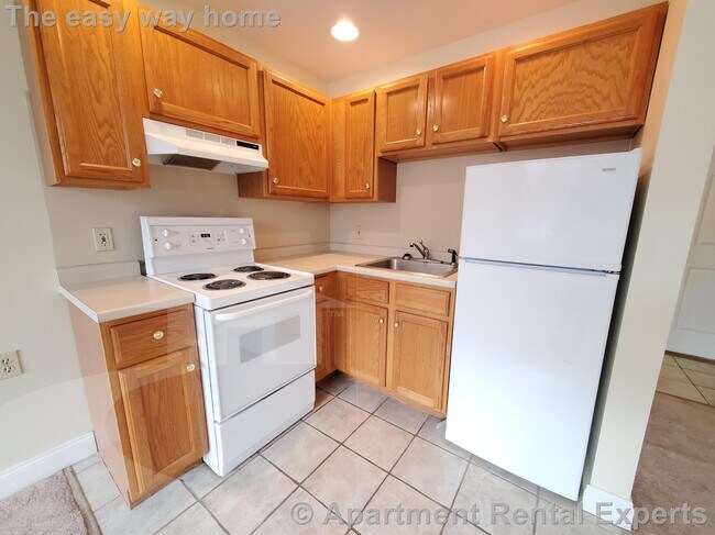 15 Pearl St unit 17, Cambridge, MA 02139 - photo 2