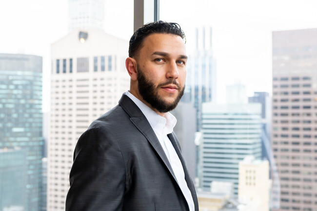 Agent Photo