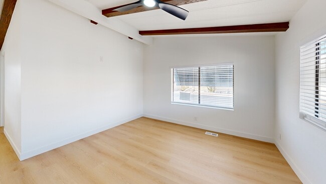 3062 Comitan Ln, Las Vegas, NV 89122 - photo 3