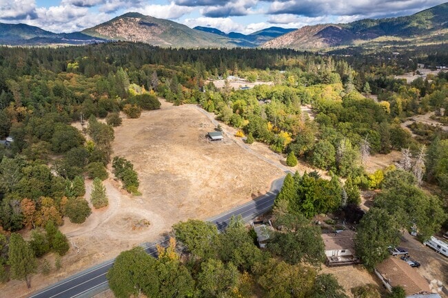 Undeveloped land is an option for prospective home buyers in Merlin, Oregon.