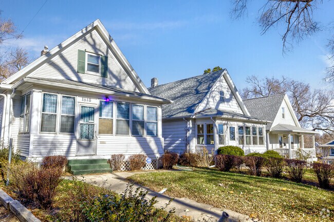 Vinton Street offers many varieties of homes.