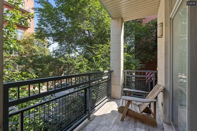 951 W Huron St unit ID1031380P, Chicago, IL 60642 - photo 4