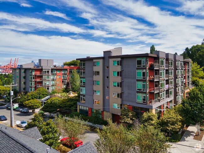 Youngstown Flats, Seattle, WA 98106 - photo 3