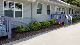 1241 N Main St, Hendersonville, NC 28792