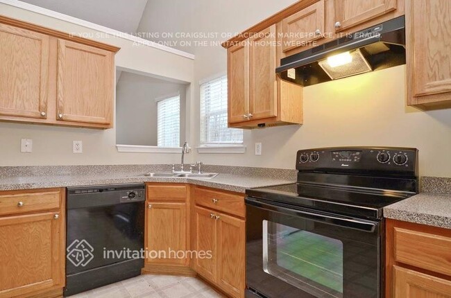 1154 St Phillips Ct, Locust Grove, GA 30248 - photo 4