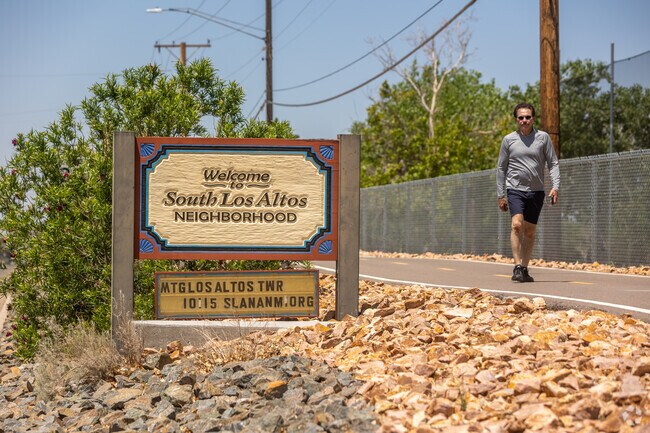 A welcome sign marks the edge of the South Los Altos neighborhood walking trail.