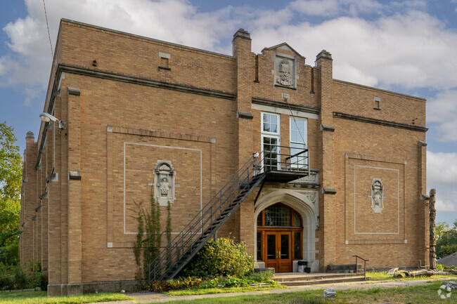 Harmony School scored an A- for academics on niche.com.