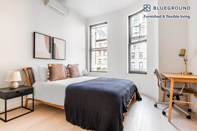 230 W 72nd St unit FL3-ID1300, New York, NY 10023 - photo 6