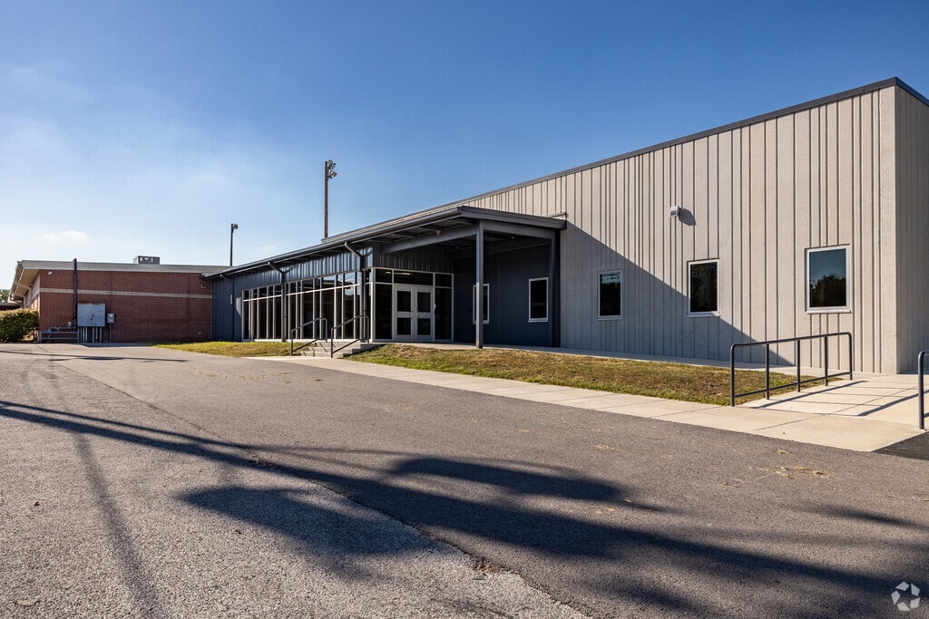 Walnut Grove High School students enjoy smaller than average class sizes.