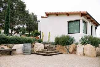 419-21 Woodland Hills Dr, Escondido, CA 92029