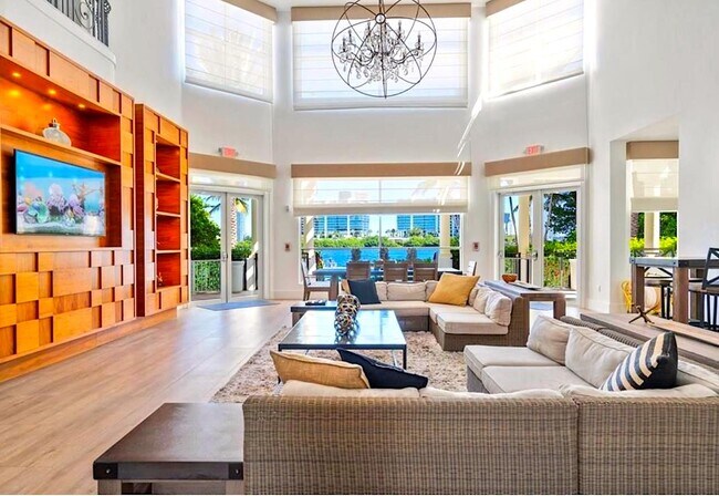 3165 NE 184th St unit 6301, Aventura, FL 33160 - photo 2