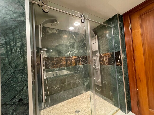 4778 Rogers Rd unit Lower, Hamburg, NY 14075 - photo 7