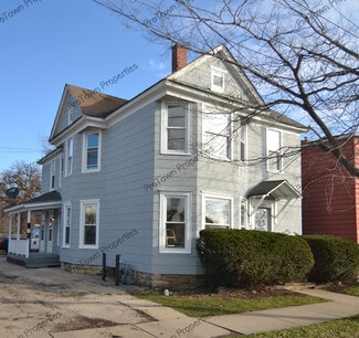 207 Bridge St Unit 2, Joliet, IL 60435