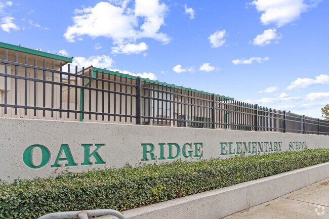 Row of classrooms in Oak Ridge Elementary School.