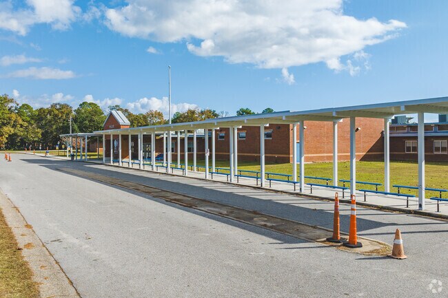 Phillips Preparatory School-Carpool Area 2