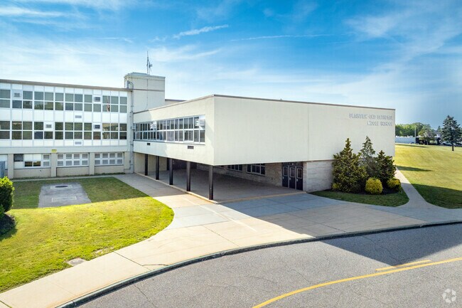Plainview-Old Bethpage Middle School welcomes students from Plainview.