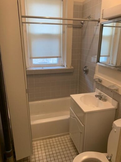 *Pictures are representative samples of the advertised unit. In some cases, the actual units you tou