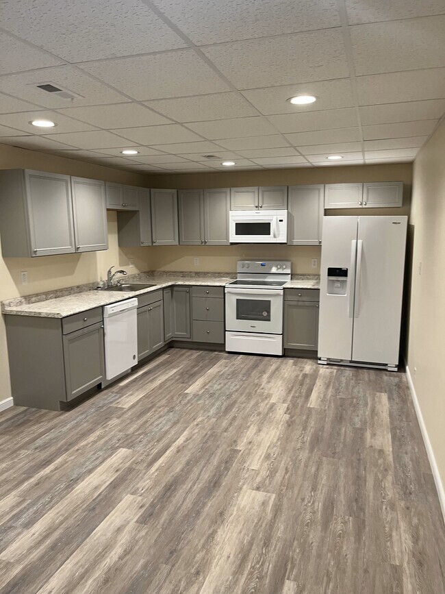 110 Blair St unit 2, Pikeville, KY 41501 - photo 5