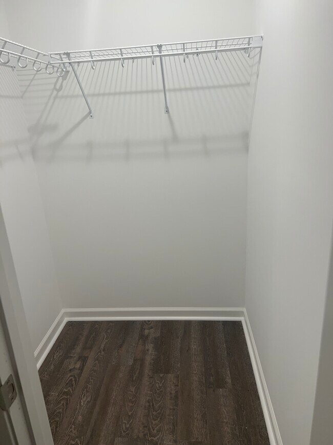 1451 Harding St, Winston Salem, NC 27107 - photo 3