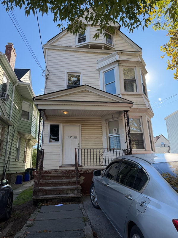187 N 7th St, Newark, NJ 07107