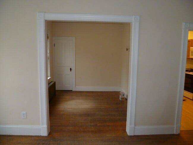 129 Grandview St, Bennington, VT 05201 - photo 6