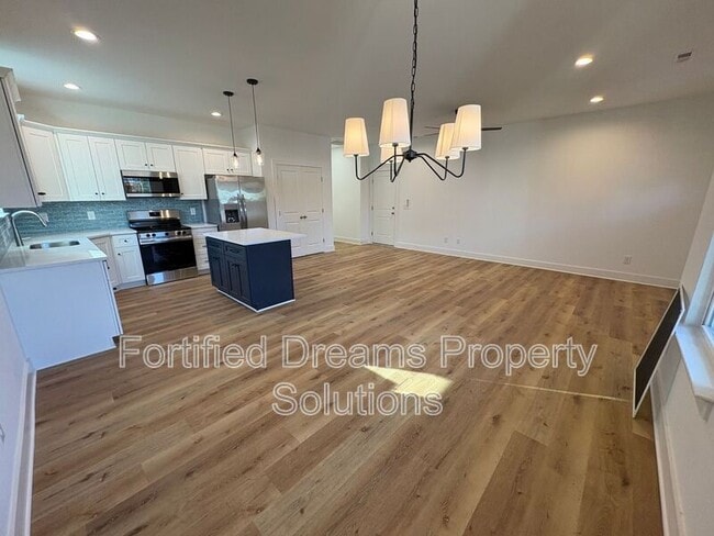 3127 Chapel St, Walkertown, NC 27051 - photo 5