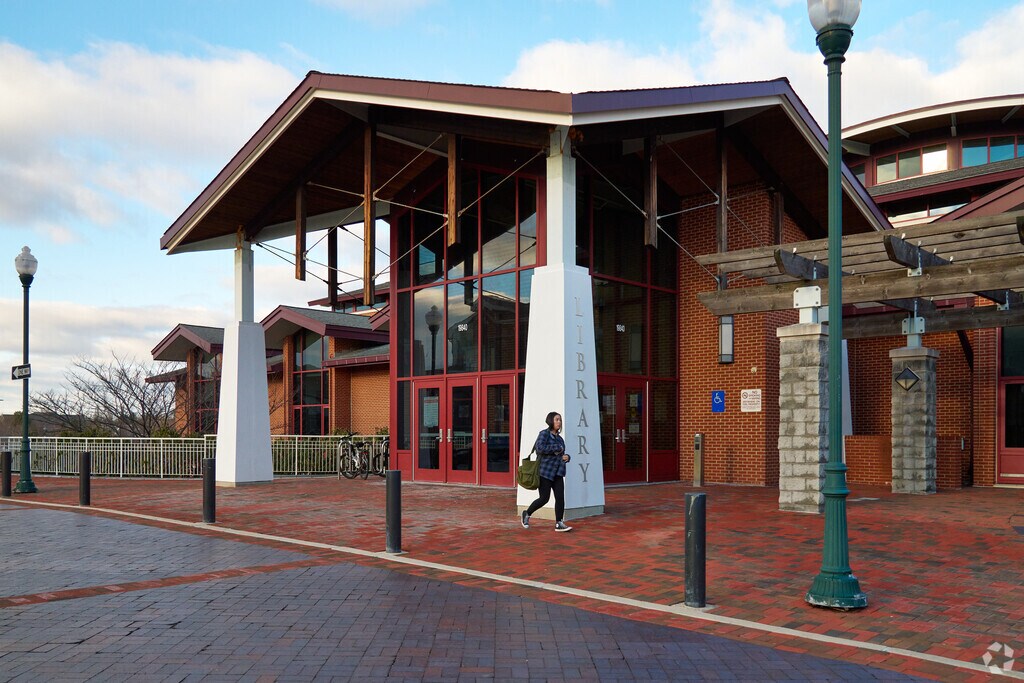 12708 Found Stone Rd, Germantown, MD 20876 MLS MDMC2153112