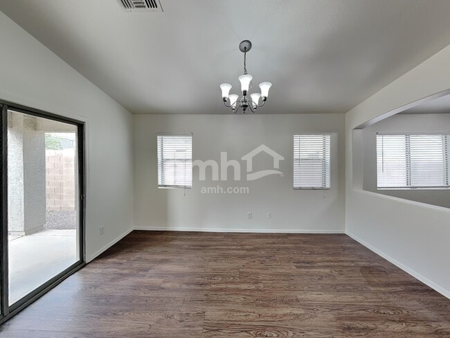 10913 W Minnezona Ave, Phoenix, AZ 85037 - photo 5