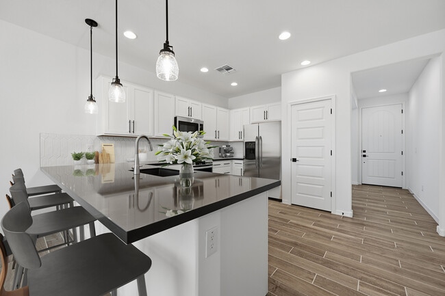 8827 W Pasadena Ave, Glendale, AZ 85305 - photo 2