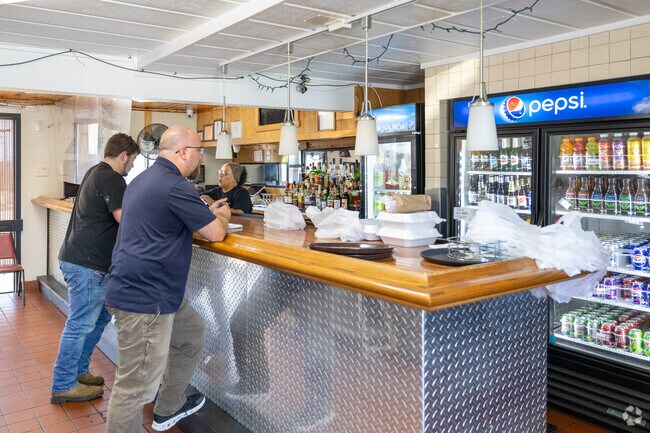 Nelson Park residents who crave a great catfish meal head to Waterfront Cafe.