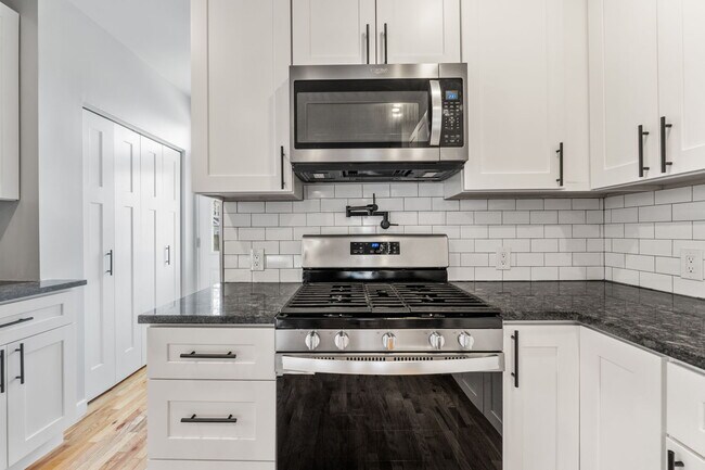 1149 Summit St, Columbus, OH 43201 - photo 5