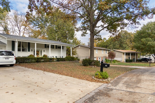 Ranch style homes are abundant in Peerless Park.