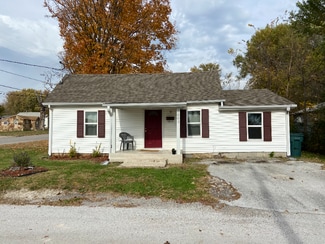 1001 E Chestnut St, Bolivar, MO 65613