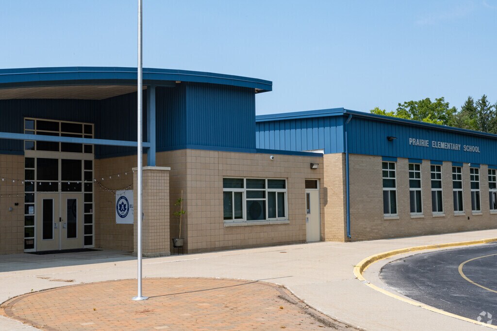 Prairie Elementary School provides education to the residents in the neighborhood of Adrian, MI