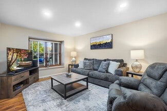 2323 Woodview Ln Unit ID1285057P, Naperville, IL 60565