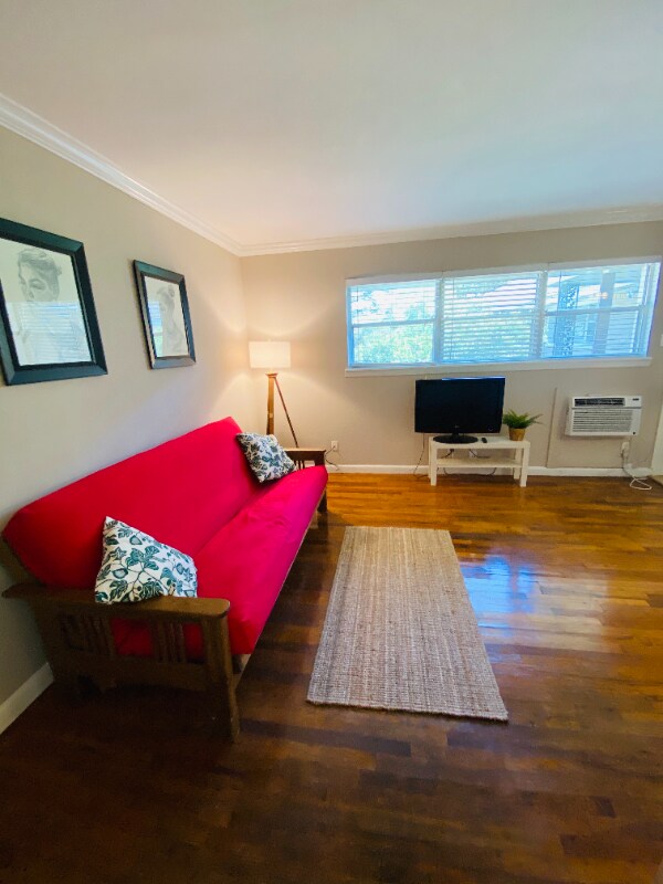 3619 Garrott St unit 25, Houston, TX 77006 - photo 4