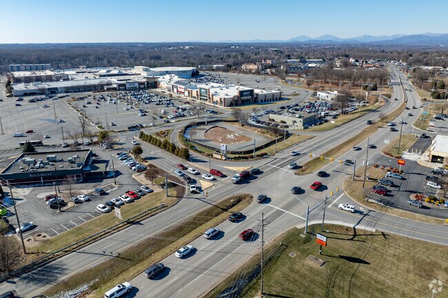 Montview is conveniently located near major shopping areas of Lynchburg.
