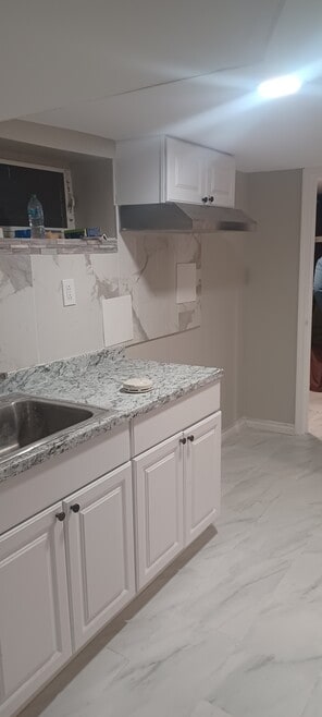 240 N Cottage St unit Valley, Valley Stream, NY 11580 - photo 1