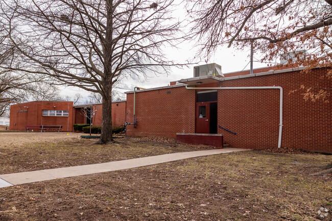 Jefferson Elementary School has an average enrollment of around 200 students.