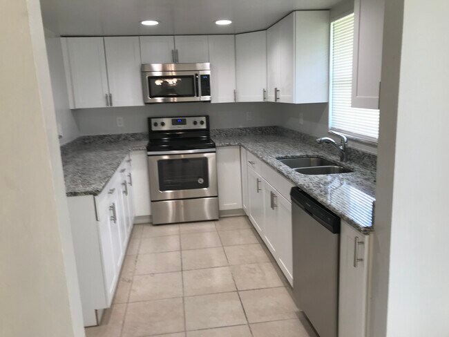 300 Anita Ave S, Lehigh Acres, FL 33976 - photo 5