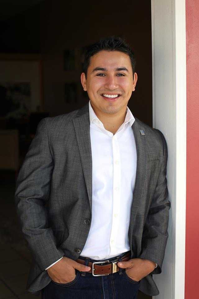Agent Photo