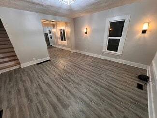 1410 Center St, Lansing, MI 48906