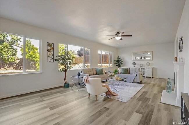 5608 Monaghan Way, Antioch, CA 94531 - photo 2