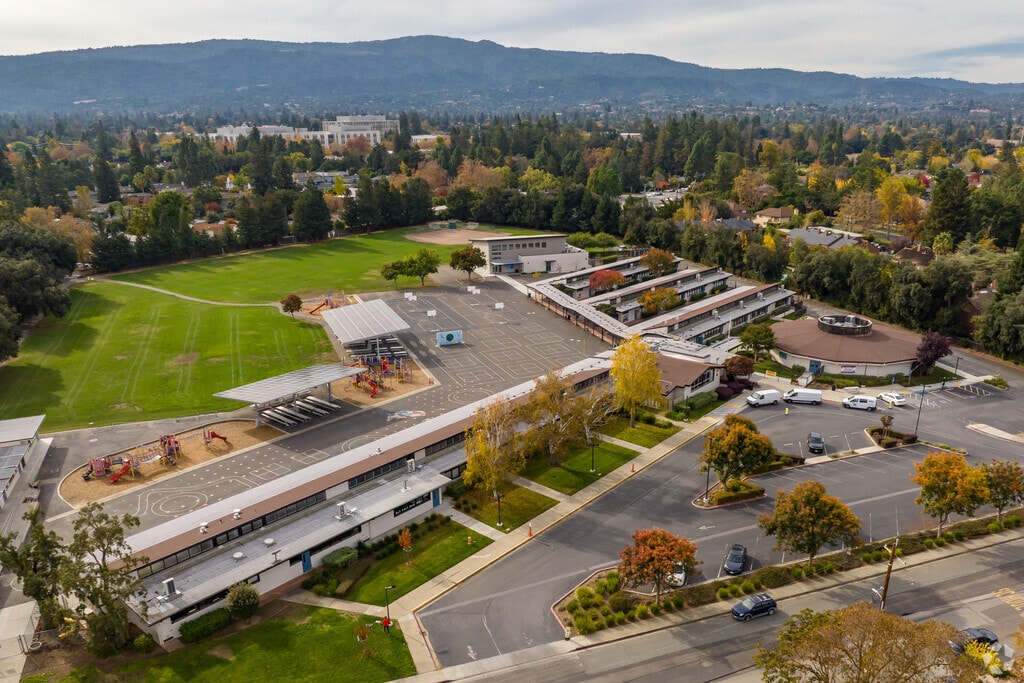 Amy Imai Elementary School offers a large campus for children to explore.